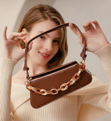 Women Fashion    /                              أزياء النساء